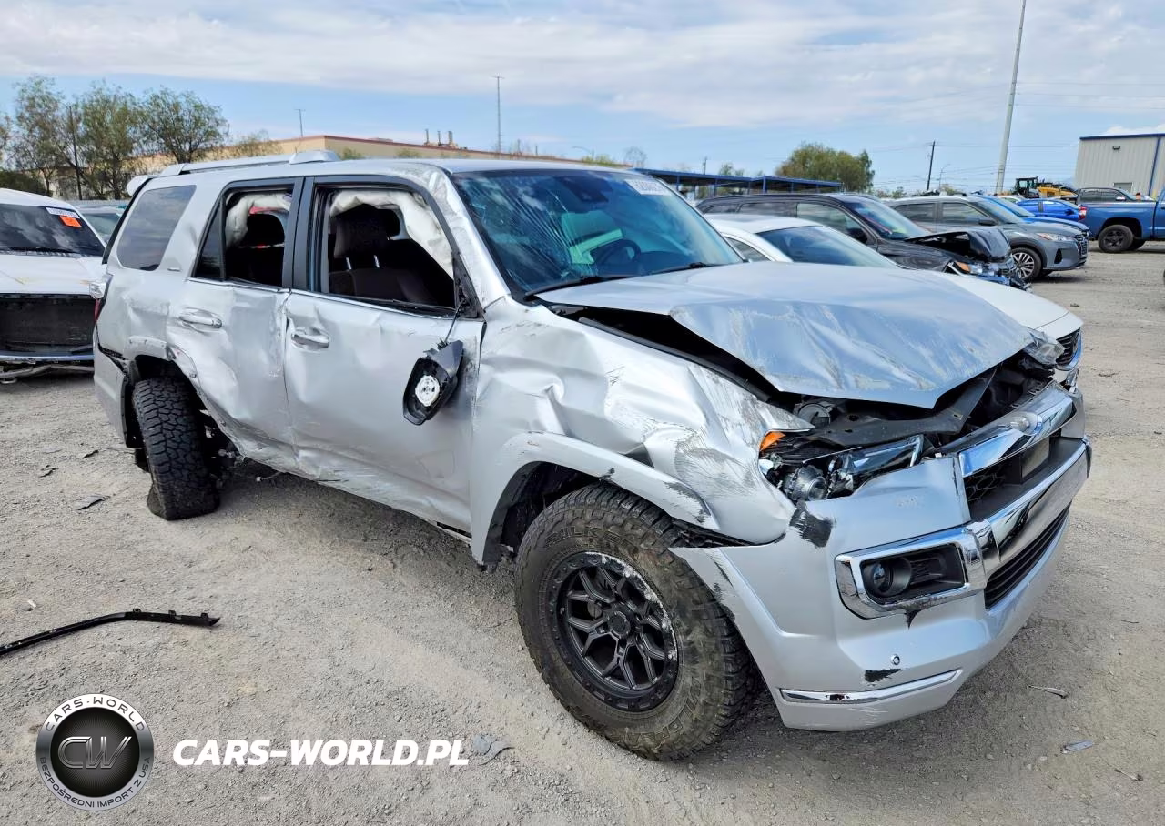 2020 Toyota 4Runner Limited VIN:JTEBU5JR0L5785596 - 4