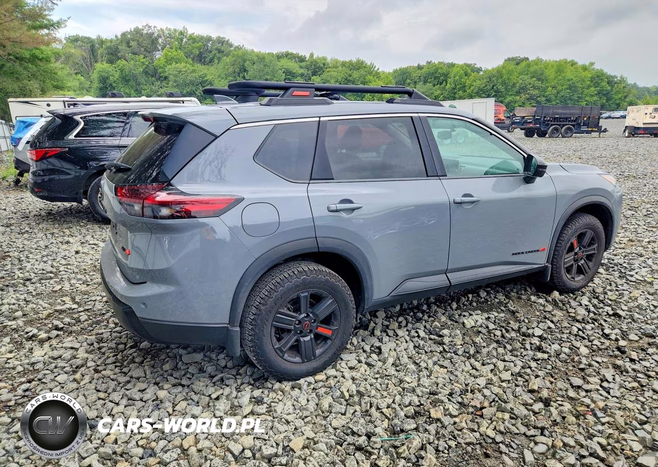 2025 Nissan Rogue Rock Creek VIN:5N1BT3BB3SC798605 - 3