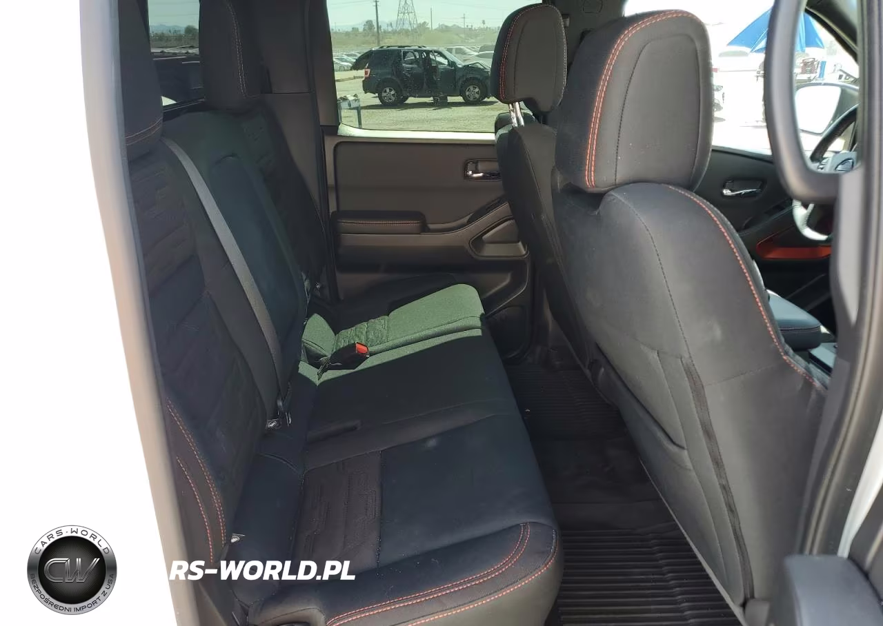 2023 Nissan Frontier Pro-4X VIN:1N6ED1EK9PN673521 - 10