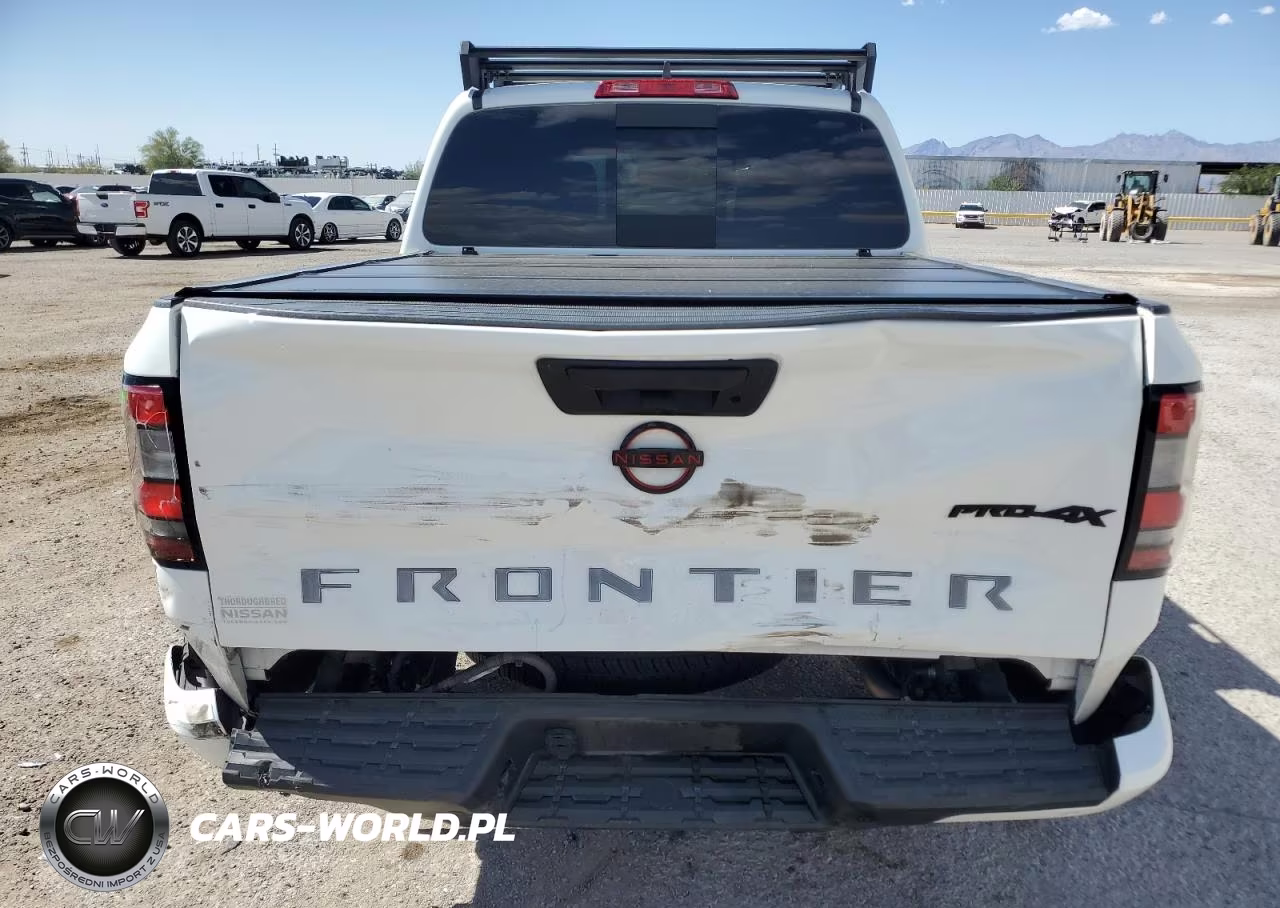 2023 Nissan Frontier Pro-4X VIN:1N6ED1EK9PN673521 - 6