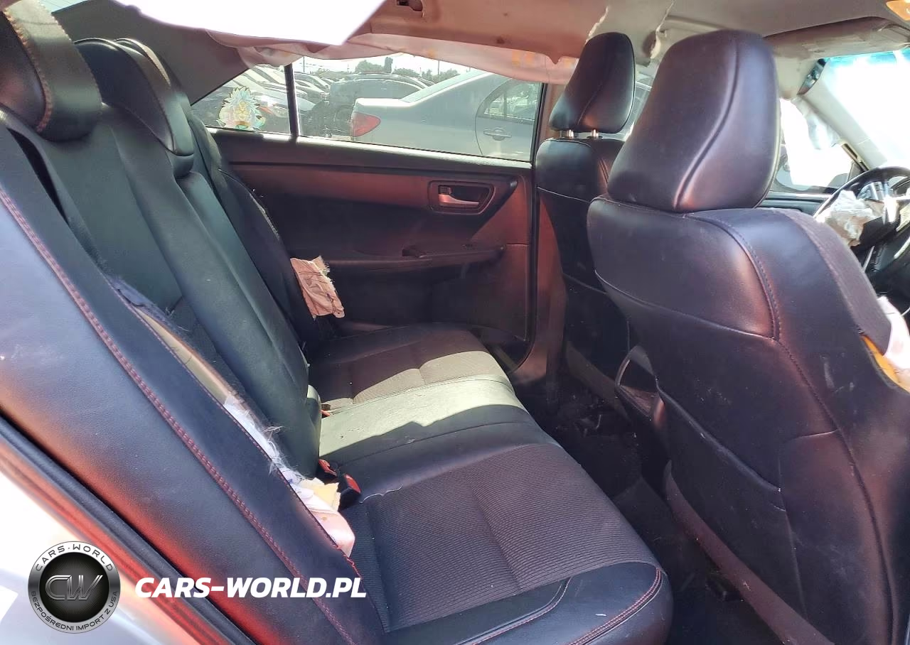 2016 Toyota Camry VIN:4T1BF1FK2GU134660 - 10