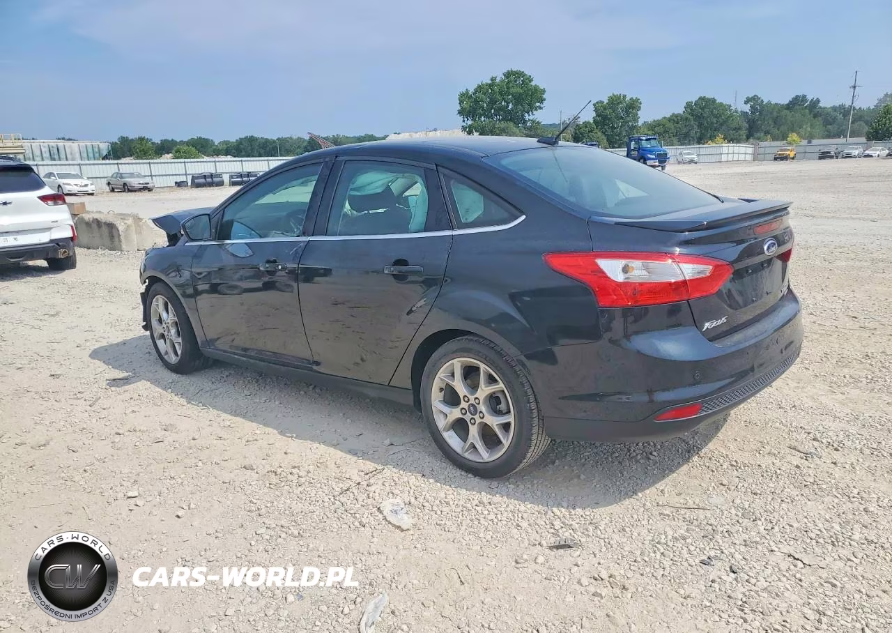 2013 Ford Focus Titanium VIN:1FADP3J27DL262607 - 2