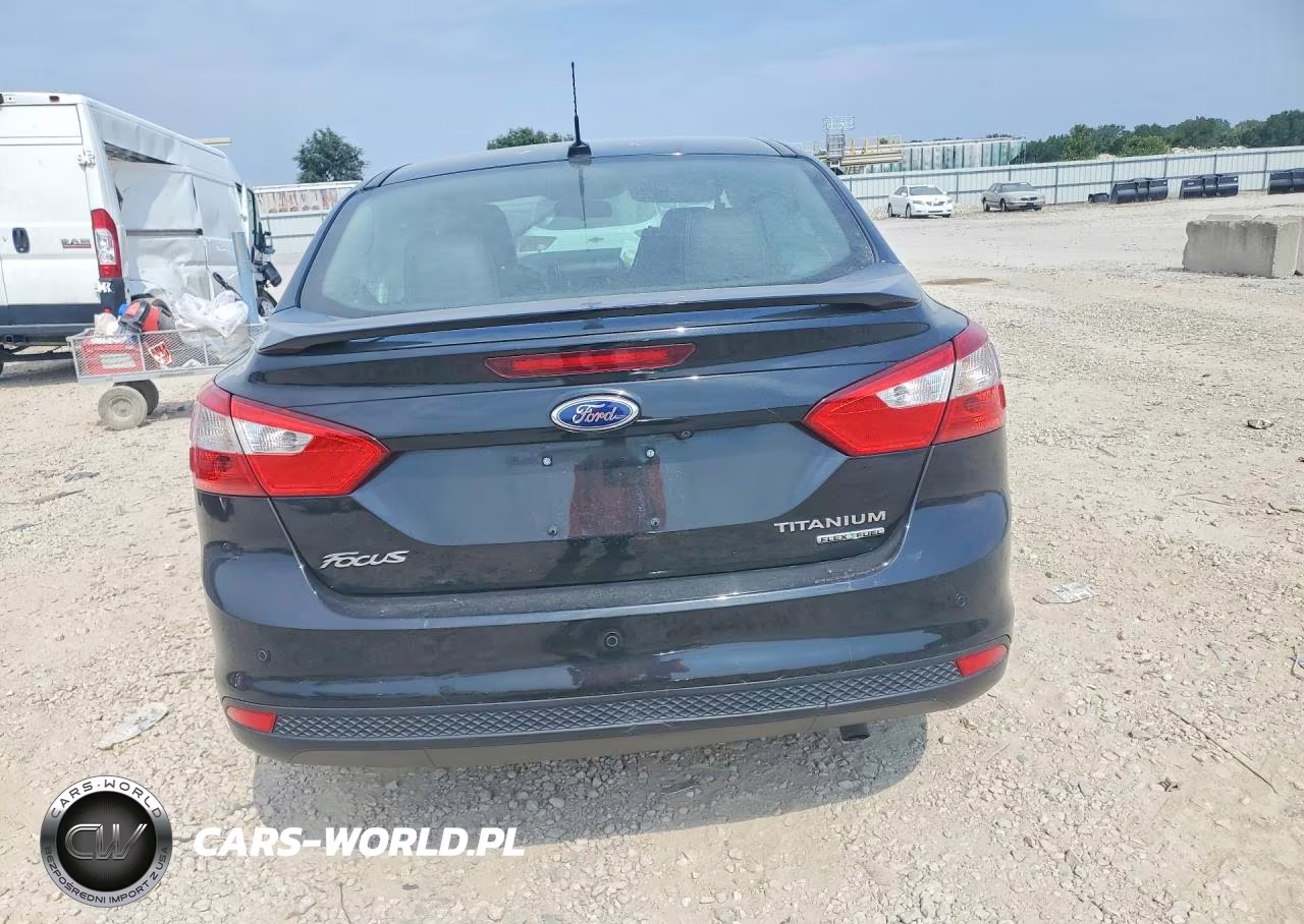2013 Ford Focus Titanium VIN:1FADP3J27DL262607 - 6