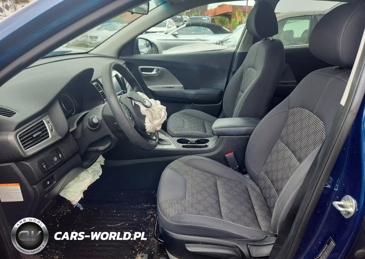 2019 Kia Niro Lx VIN:KNDCB3LC7K5244720 - 7