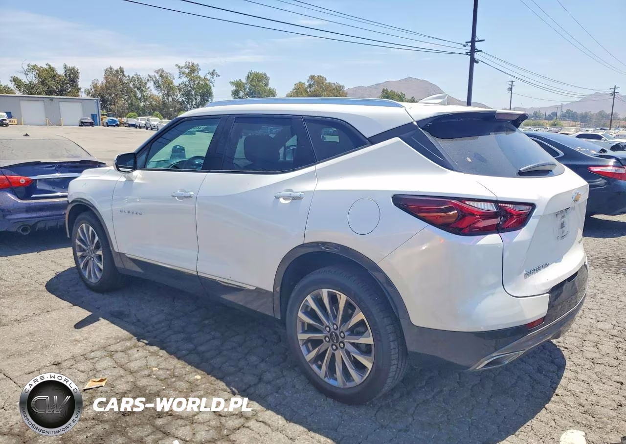 2022 Chevrolet Blazer Premier VIN:3GNKBLRS0NS134829 - 2