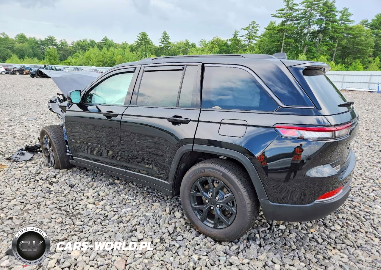 2026 Jeep Grand Cherokee Base VIN:1C4RJHAR5TC279996 - 2