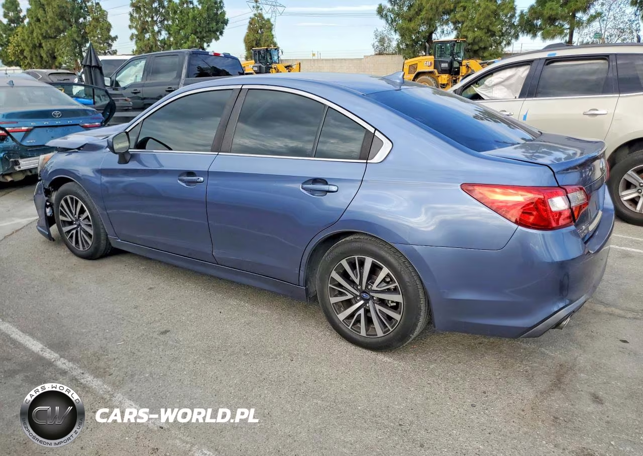 2018 Subaru Legacy 2.5I Premium VIN:4S3BNAC65J3008479 - 2