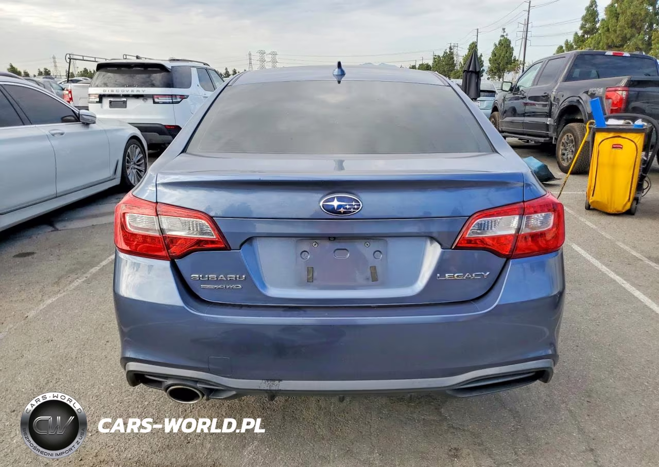 2018 Subaru Legacy 2.5I Premium VIN:4S3BNAC65J3008479 - 6