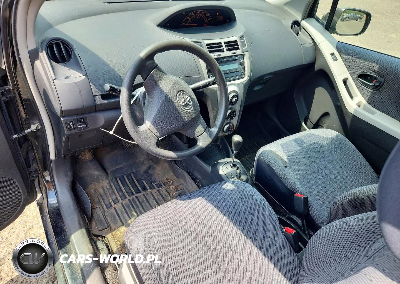 2011 Toyota Yaris Base VIN:JTDJT4K38B5334132 - 8