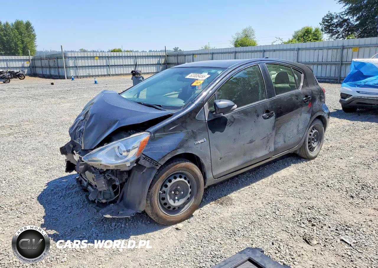 2016 Toyota Prius C Two