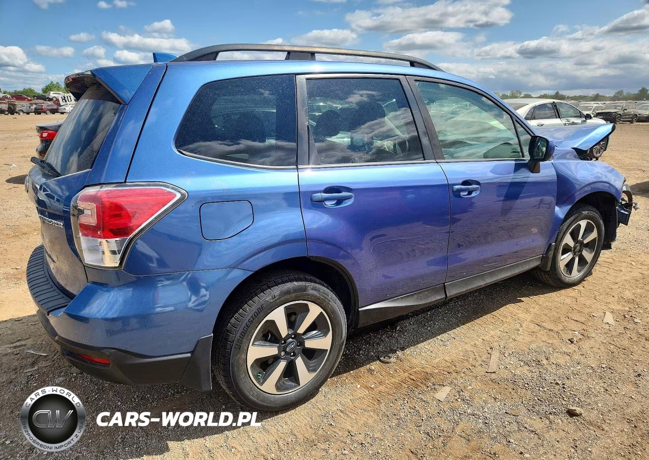 2018 Subaru Forester 2.5I Premium VIN:JF2SJAEC6JH430215 - 3