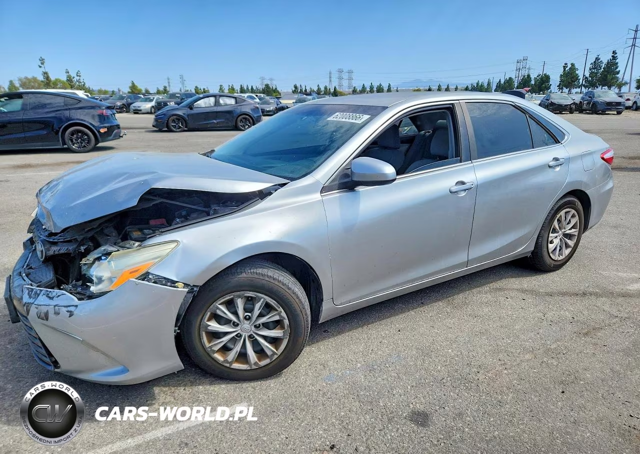 2015 Toyota Camry Le