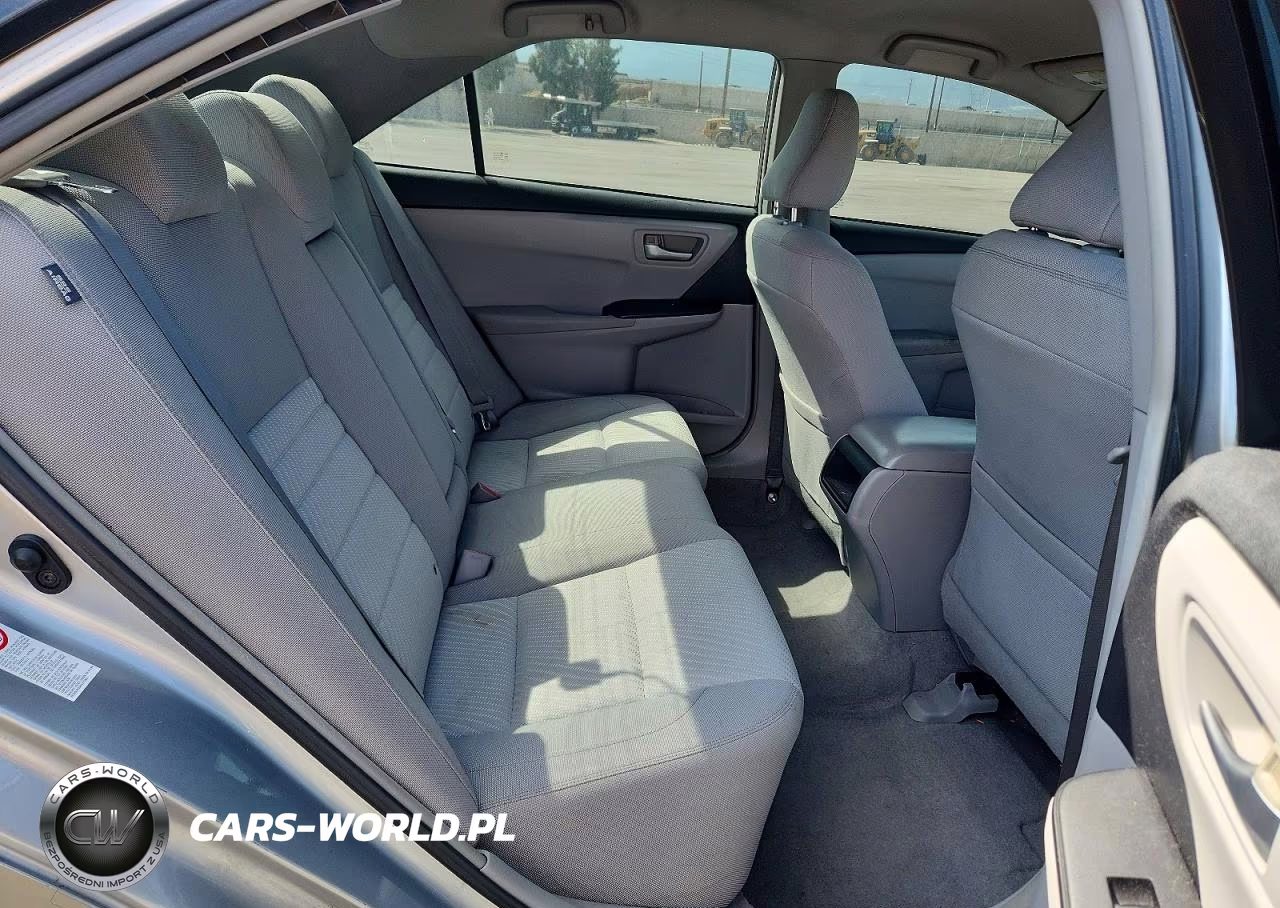 2015 Toyota Camry Le VIN:4T4BF1FK1FR464455 - 10