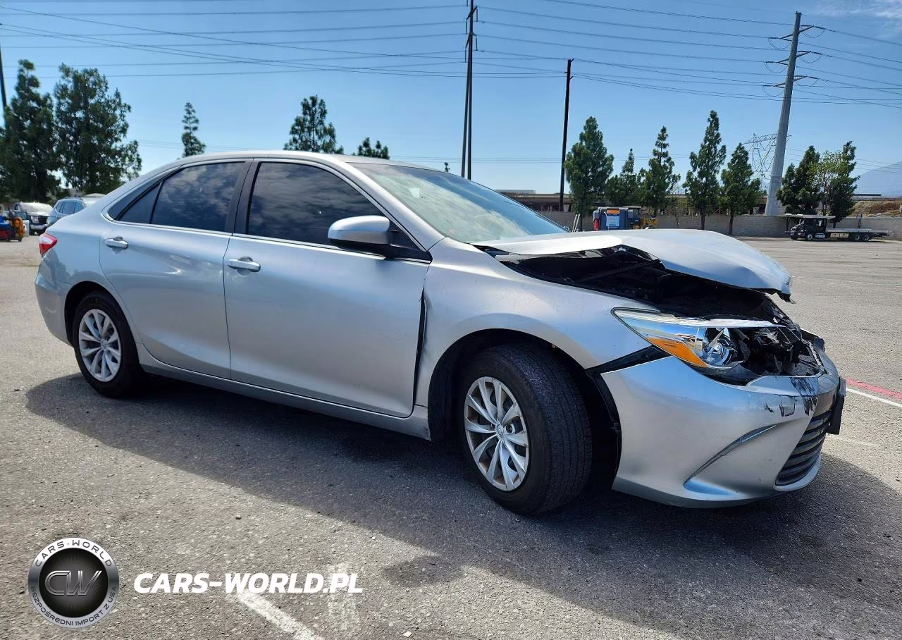 2015 Toyota Camry Le VIN:4T4BF1FK1FR464455 - 4