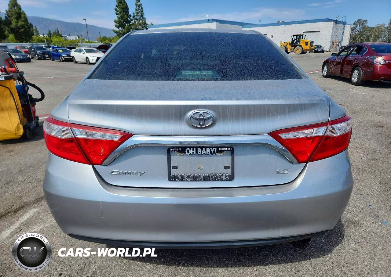 2015 Toyota Camry Le VIN:4T4BF1FK1FR464455 - 6