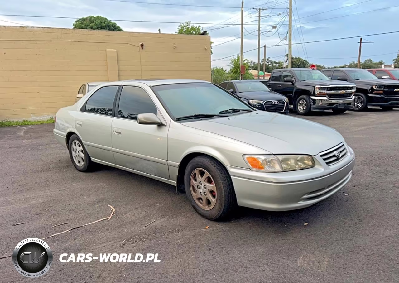 2000 Toyota Camry Le