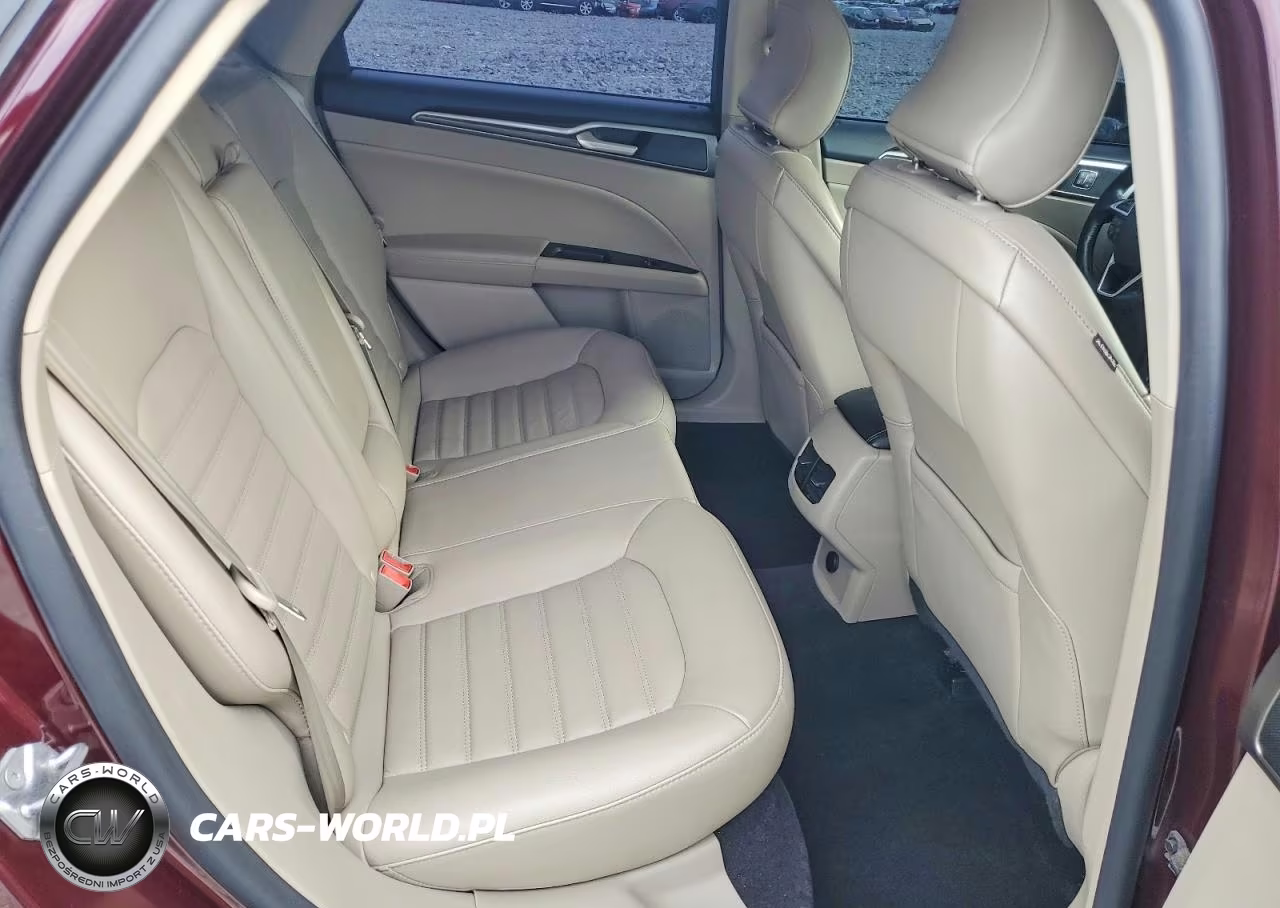 2017 Ford Fusion Se VIN:3FA6P0HD2HR102947 - 10