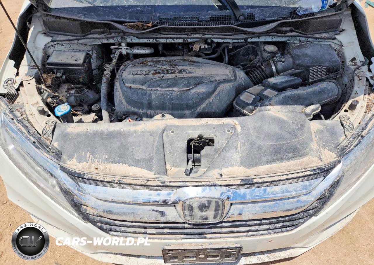 2018 Honda Odyssey Elite VIN:5FNRL6H91JB059520 - 12