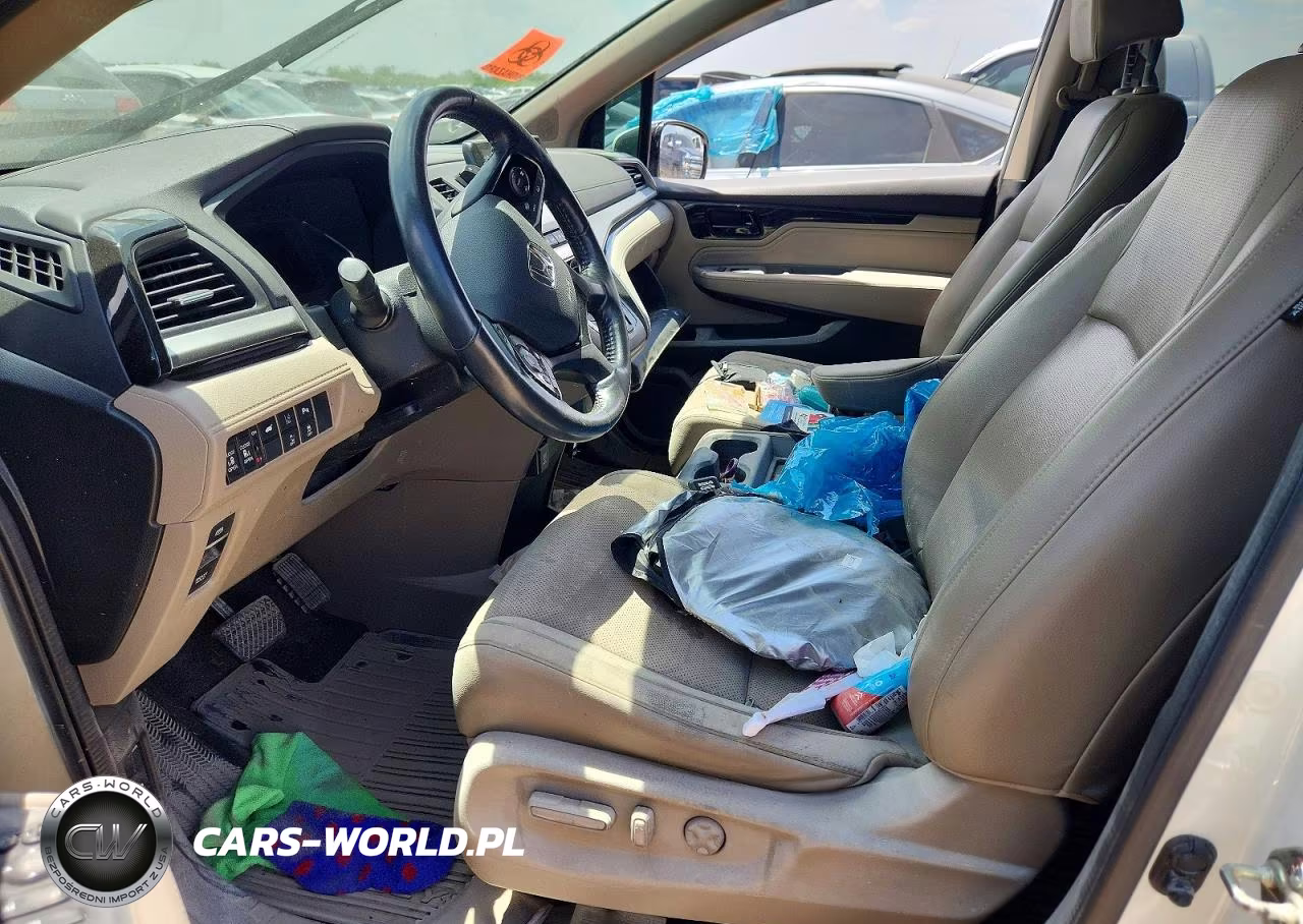 2018 Honda Odyssey Elite VIN:5FNRL6H91JB059520 - 7