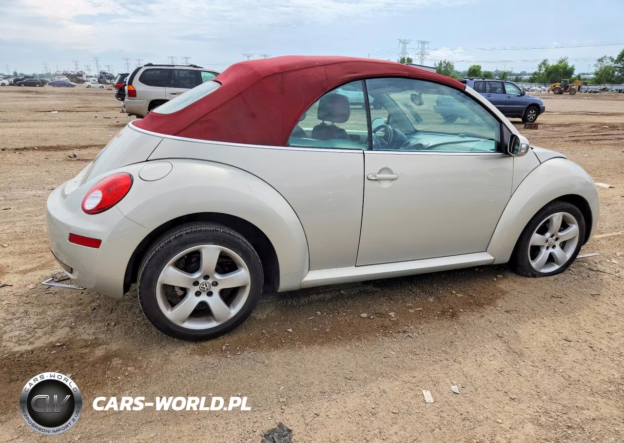 2009 Volkswagen New Beetle Blush Edition VIN:3VWSF31Y29M410979 - 3