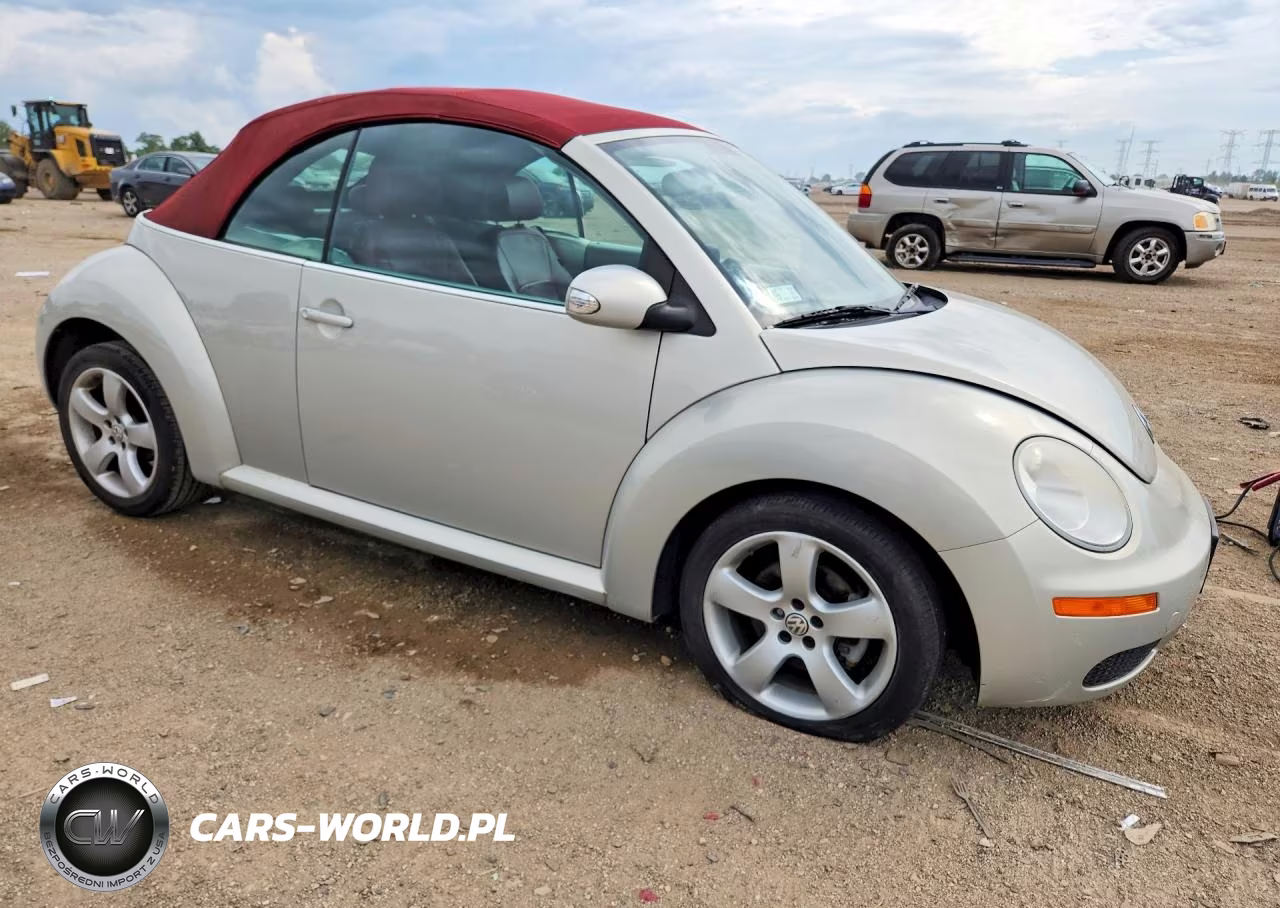 2009 Volkswagen New Beetle Blush Edition VIN:3VWSF31Y29M410979 - 4