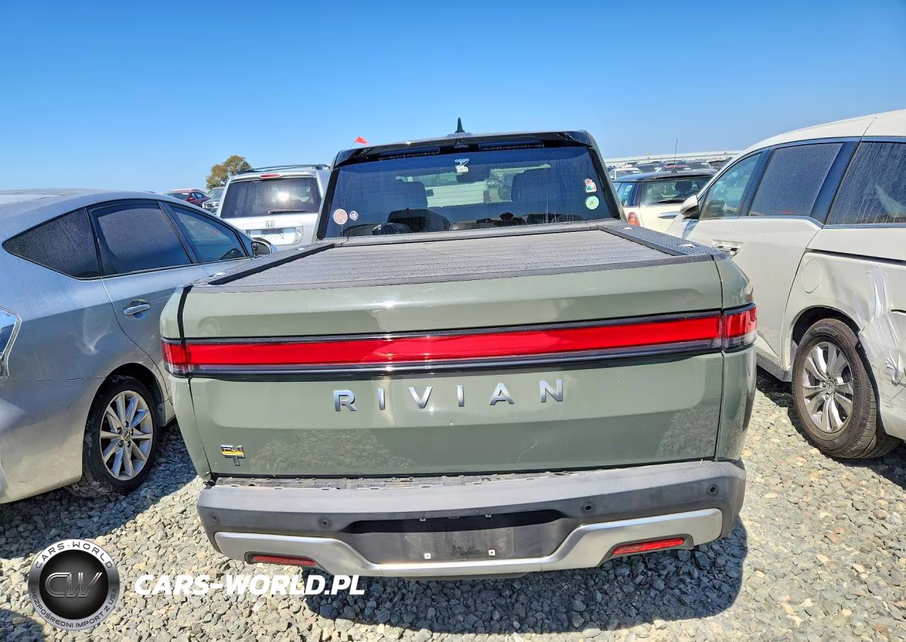 2022 Rivian R1T Launch Edition VIN:7FCTGAAL4NN004385 - 6