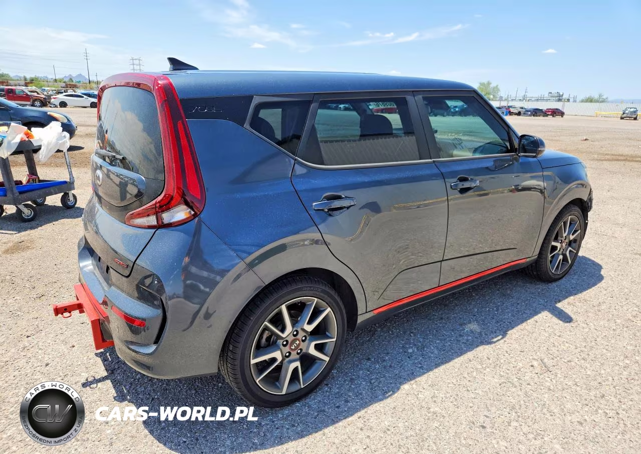 2020 Kia Soul Gt-Line Turbo VIN:KNDJ53AF6L7021022 - 3