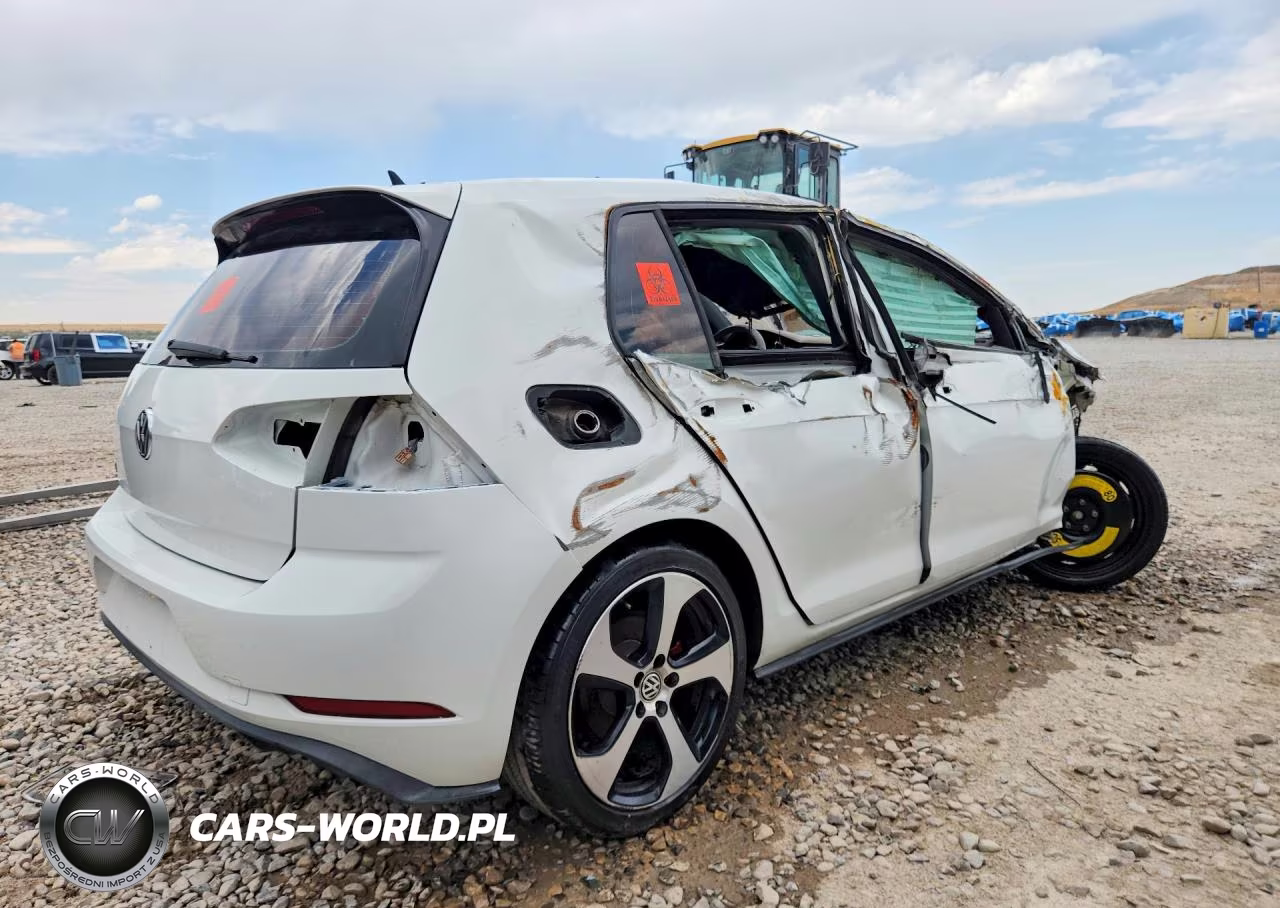 2018 Volkswagen Gti S-Se VIN:3VW447AU9JM294414 - 3