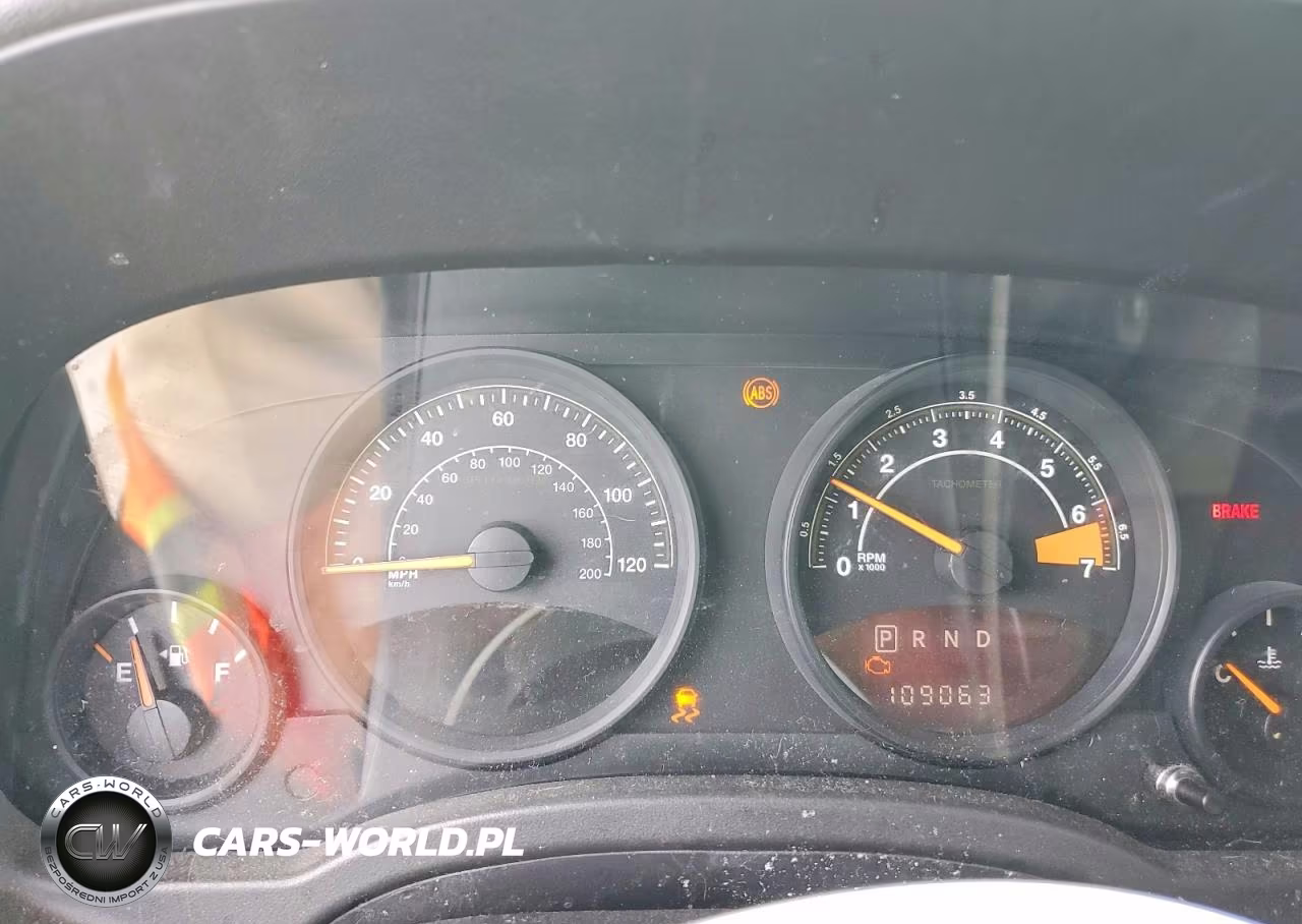 2015 Jeep Patriot Sport VIN:1C4NJPBA5FD284972 - 9