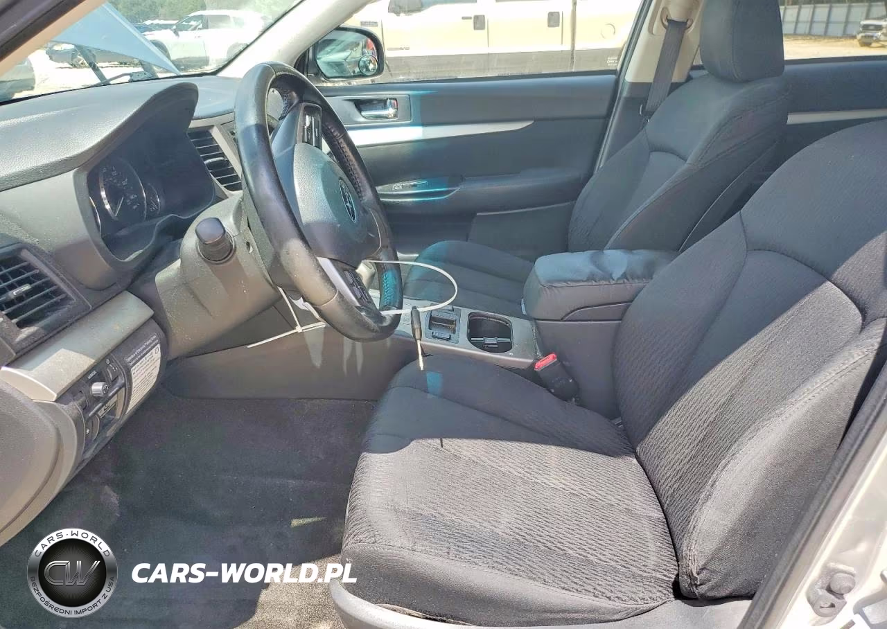 2012 Subaru Outback 2.5I Premium VIN:4S4BRCCC4C3266402 - 7