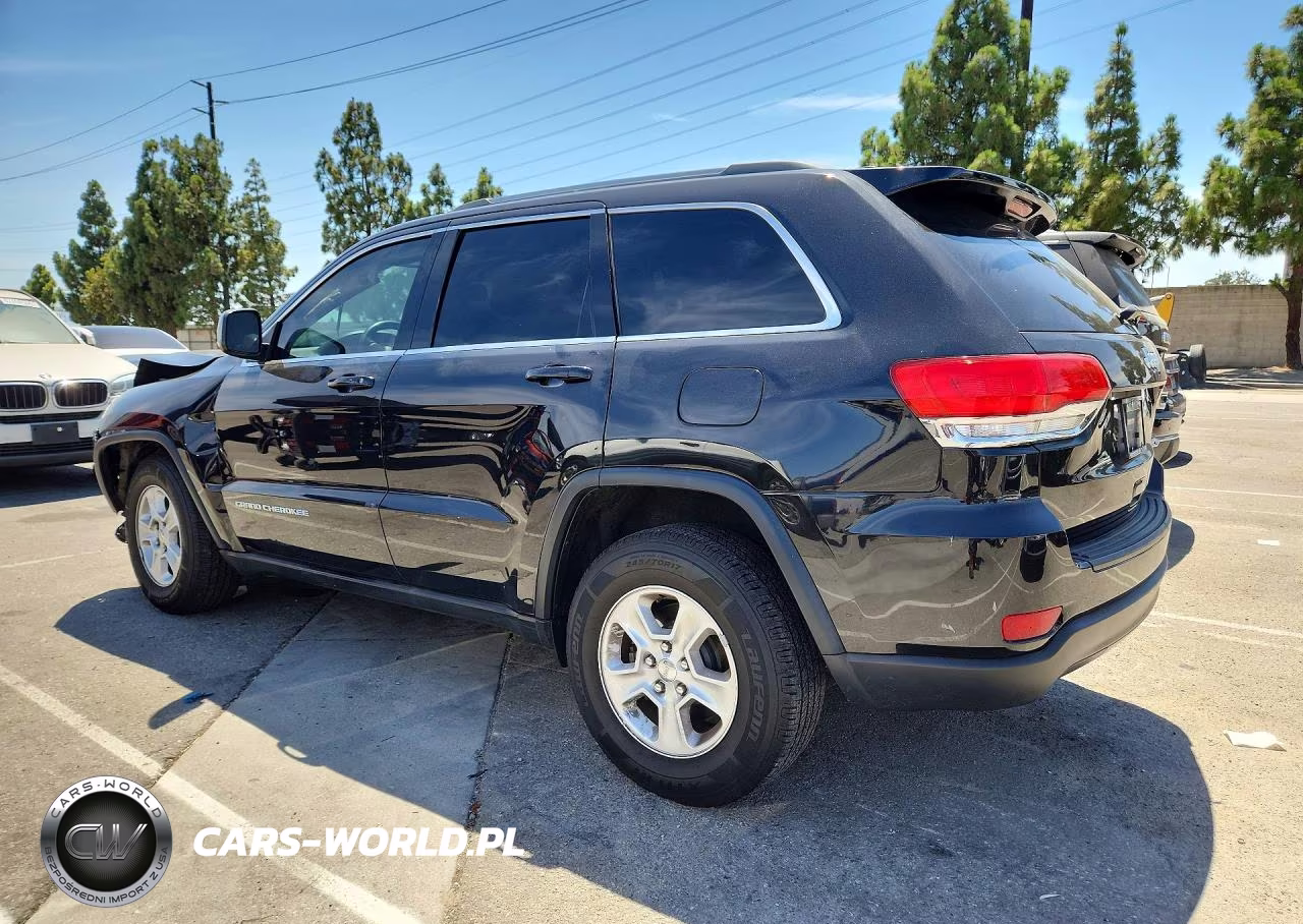 2015 Jeep Grand Cherokee VIN:1C4RJEAG6FC926424 - 2