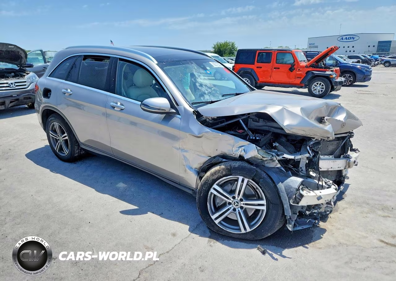 2020 Mercedes-Benz Glc 300 VIN:WDC0G8DB7LF738217 - 4