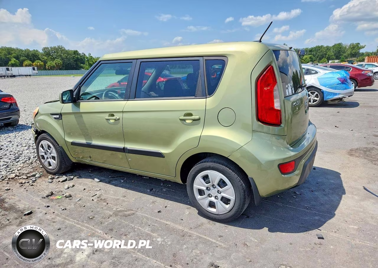 2013 Kia Soul Base VIN:KNDJT2A52D7592483 - 2