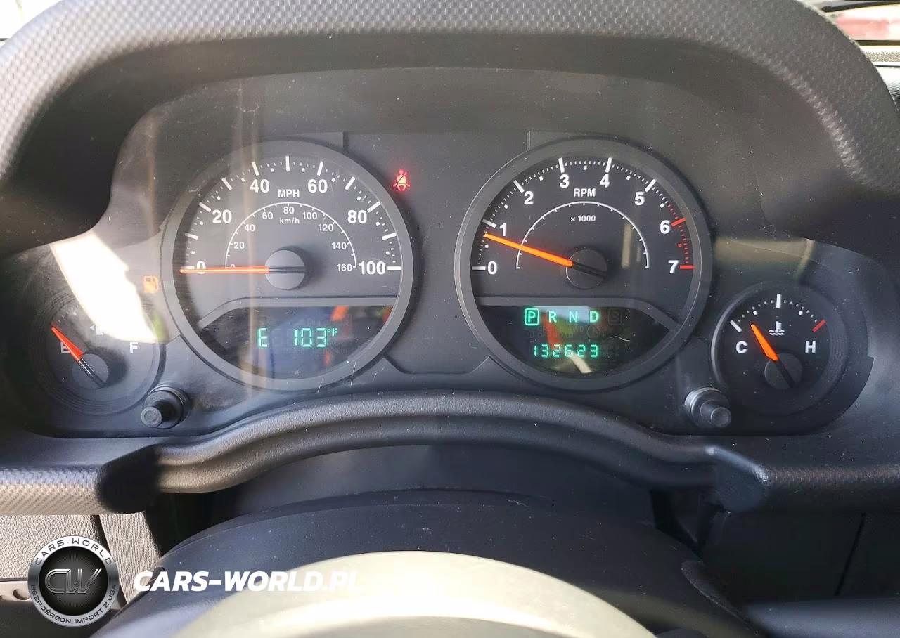 2007 Jeep Wrangler X VIN:1J4GA39167L190219 - 9