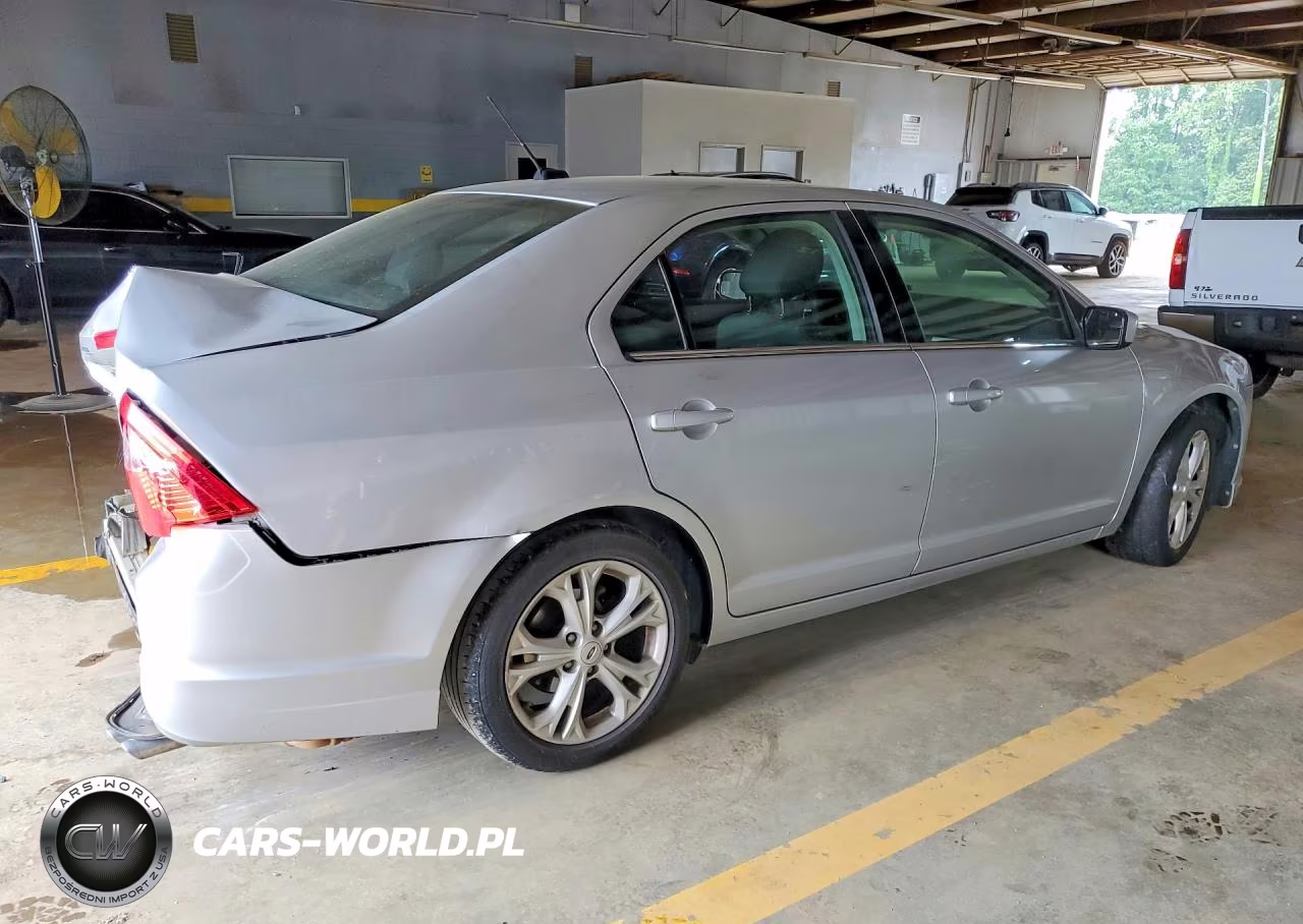 2012 Ford Fusion Se VIN:3FAHP0HA4CR147797 - 3