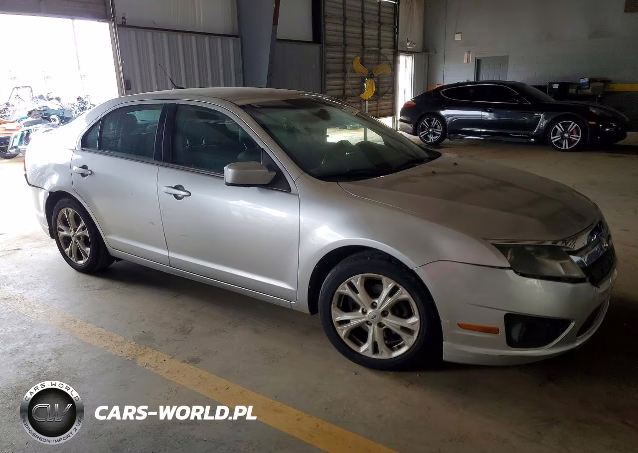 2012 Ford Fusion Se VIN:3FAHP0HA4CR147797 - 4