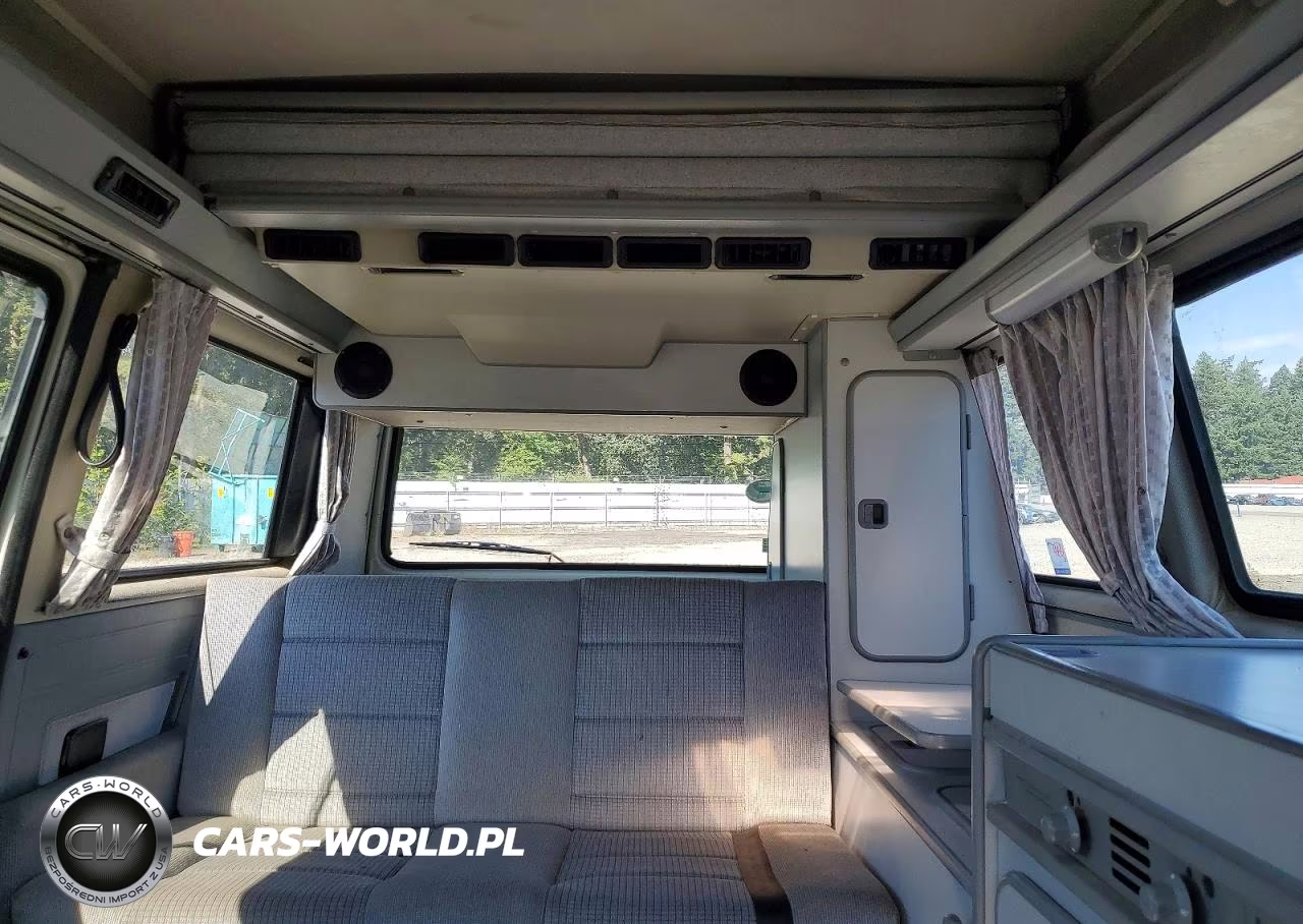 1990 Volkswagen Vanagon Campmobile VIN:WV2ZB0256LG116424 - 10