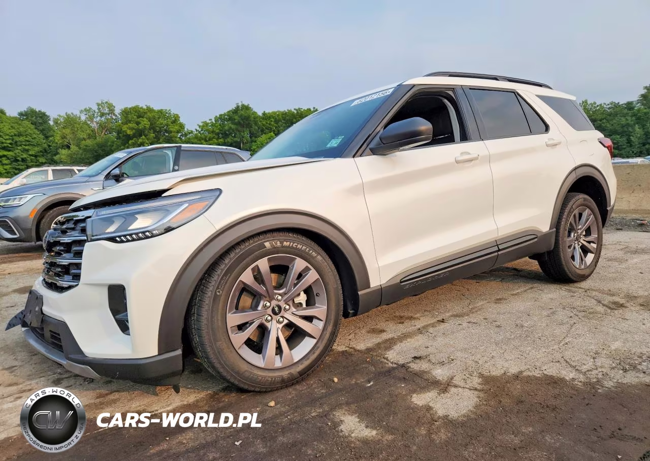 2026 Ford Explorer Active – zdjęcie 1 z 13