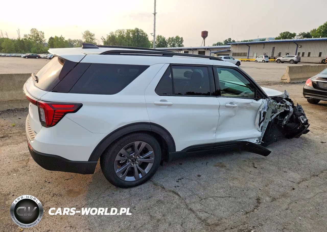 2026 Ford Explorer Active VIN:1FMUK8DH2TGB62214 - 3
