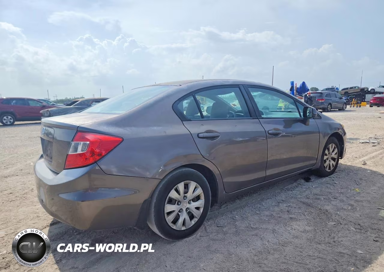 2012 Honda Civic Lx VIN:2HGFB2F55CH578065 - 3
