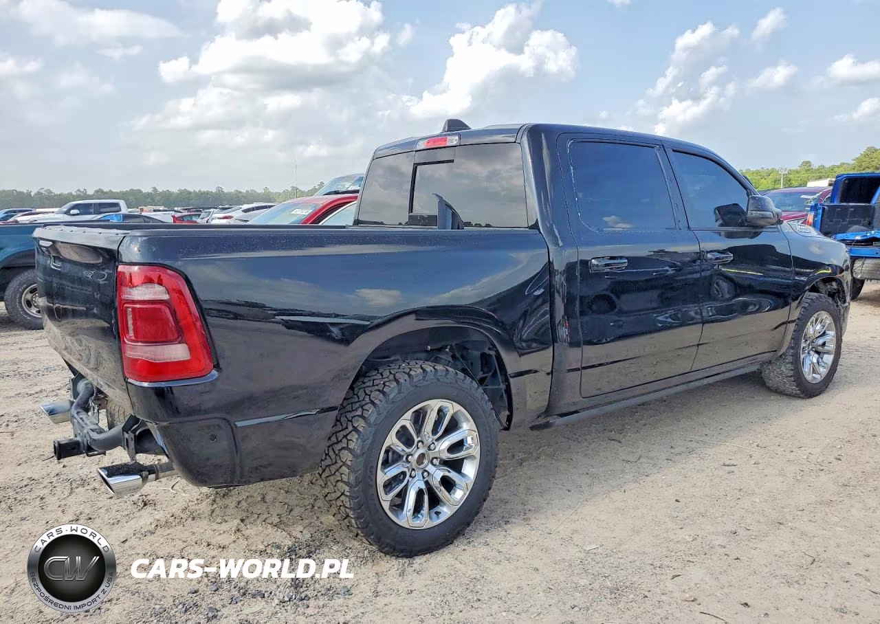 2024 Ram 1500 Laramie VIN:1C6SRFJT6RN136425 - 3