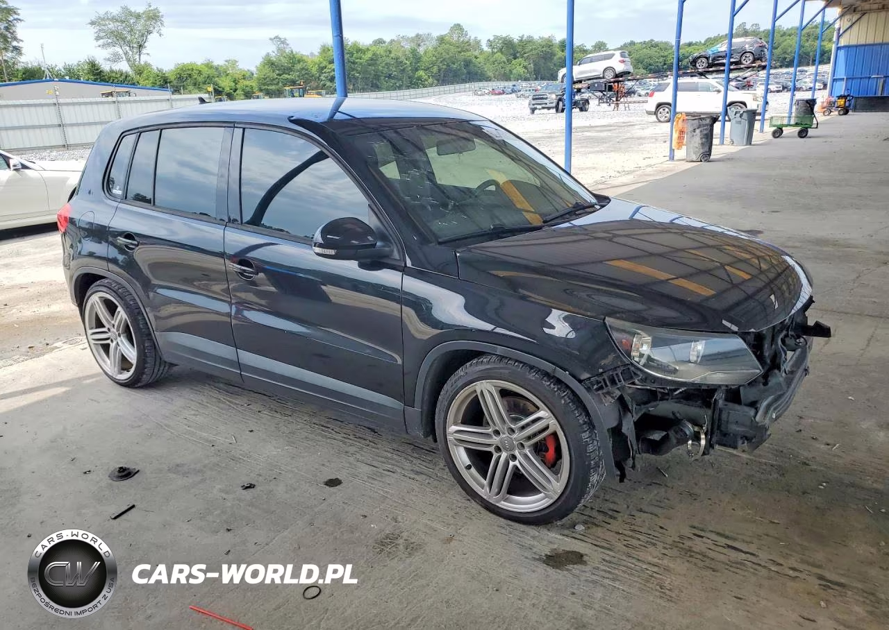 2015 Volkswagen Tiguan S VIN:WVGAV7AX9FW615657 - 4