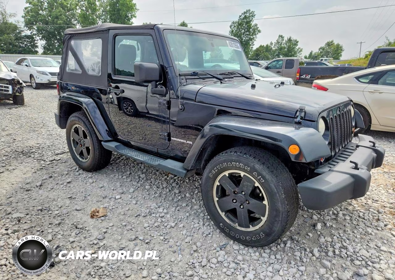 2012 Jeep Wrangler Sahara VIN:1C4AJWBG7CL264706 - 4