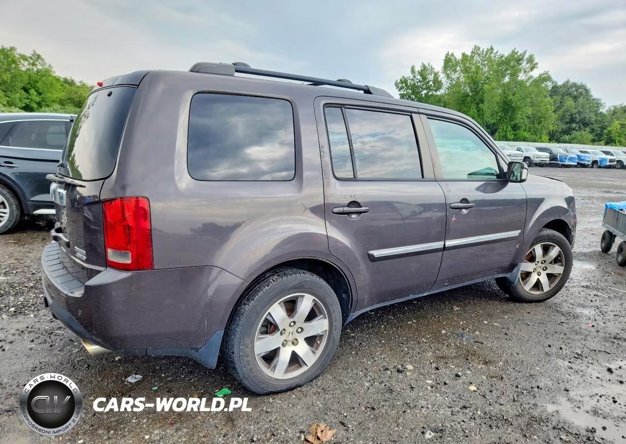 2013 Honda Pilot Touring VIN:5FNYF4H93DB057232 - 3