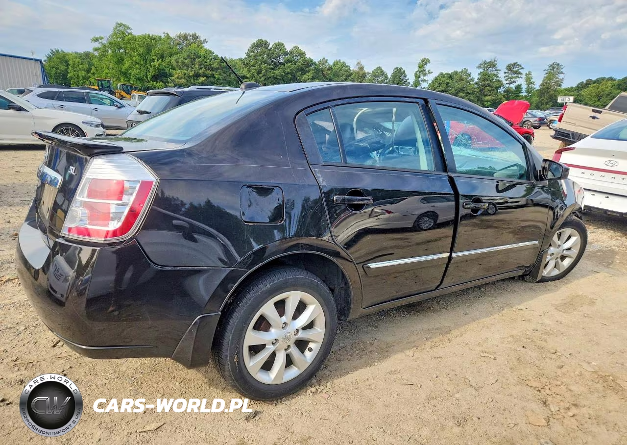 2011 Nissan Sentra 2.0 VIN:3N1AB6AP4BL667093 - 3