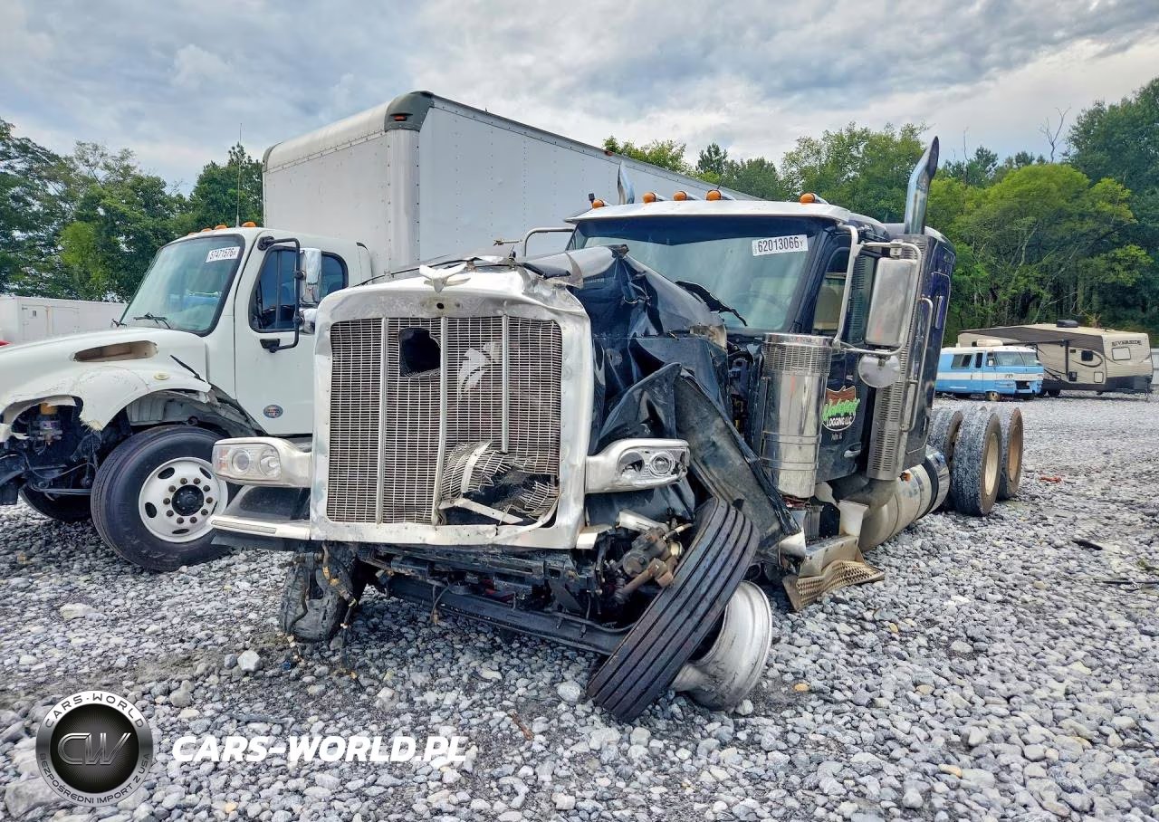 2026 Peterbilt 589 Semi Truck