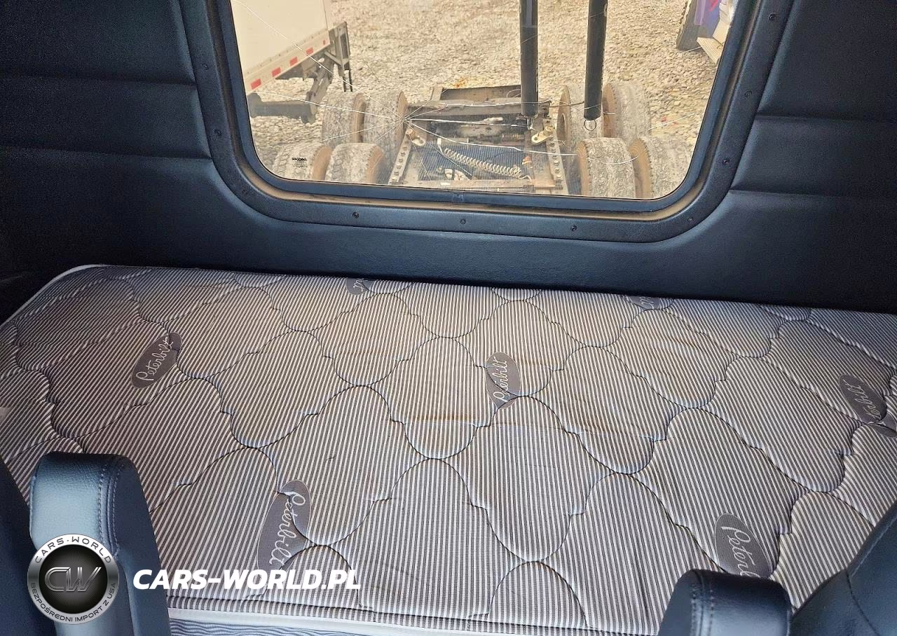 2026 Peterbilt 589 Semi Truck VIN:1XPED49XXTD790596 - 10