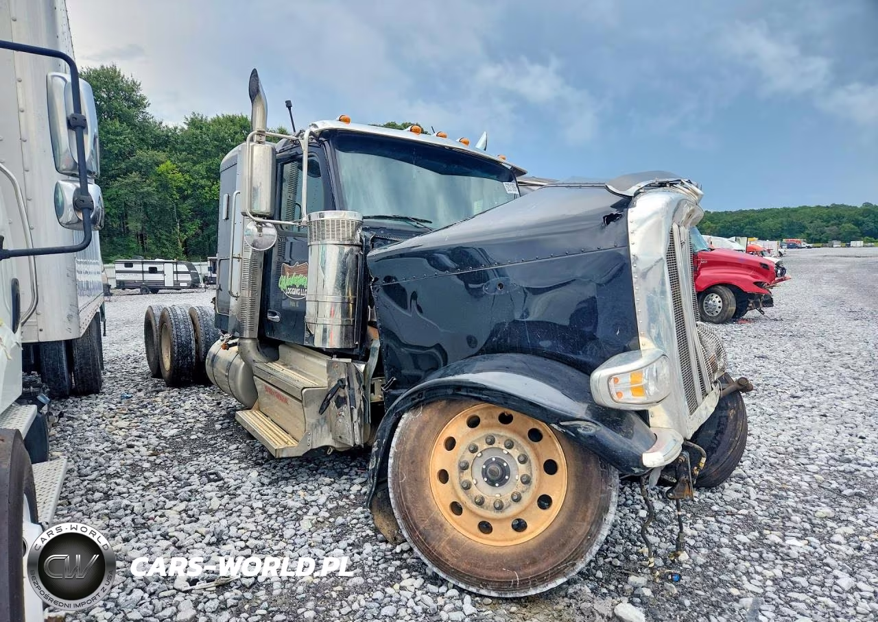 2026 Peterbilt 589 Semi Truck VIN:1XPED49XXTD790596 - 4