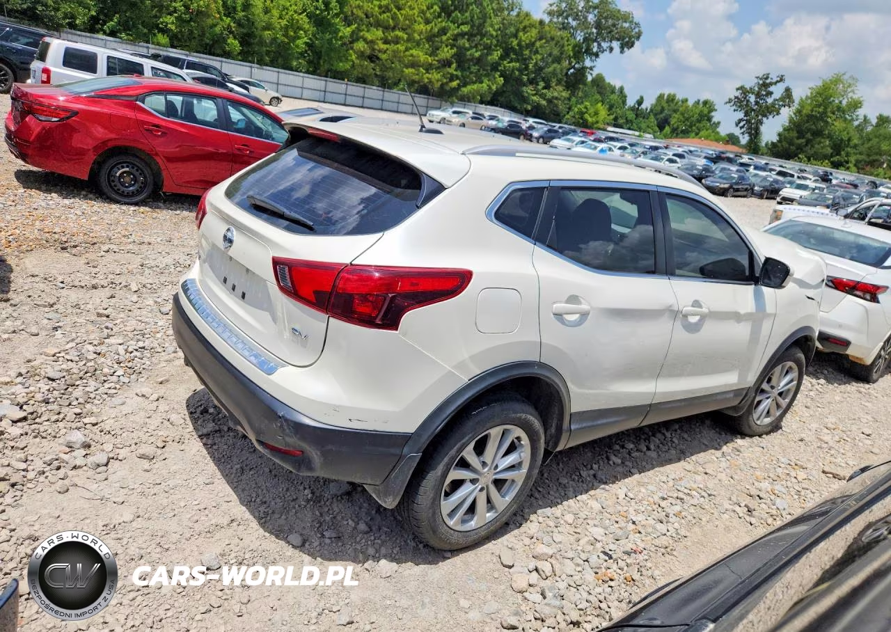 2018 Nissan Rogue Sport Sv VIN:JN1BJ1CP4JW186776 - 3
