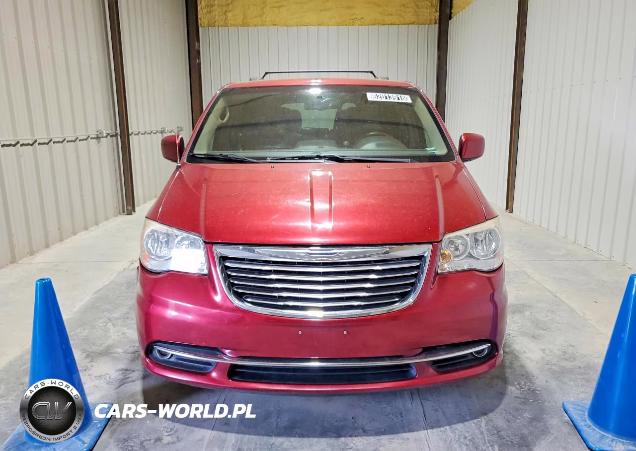 2016 Chrysler Town & Country Touring VIN:2C4RC1BG5GR283879 - 5